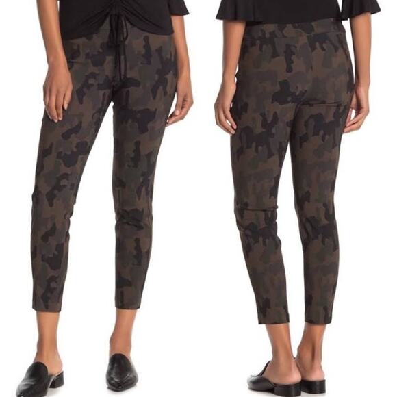 Nanette Lepore Printed Camo Pull On Pant.